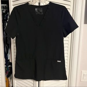 Figs Casma 3-pocket Scrubs Top in black